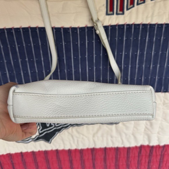 Dooney and Bourke  crossbody bag cream color Leather - Picture 2 of 10